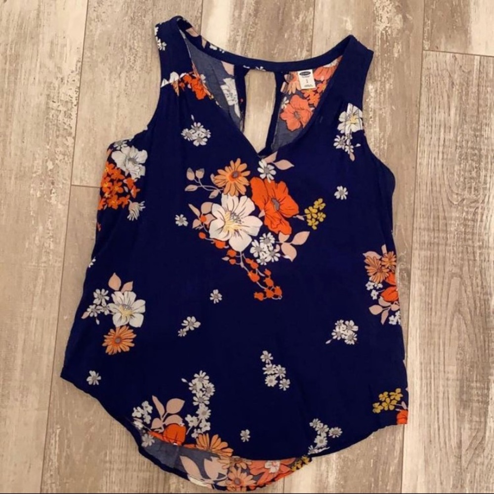 Old Navy Dressy Flower Tanktop